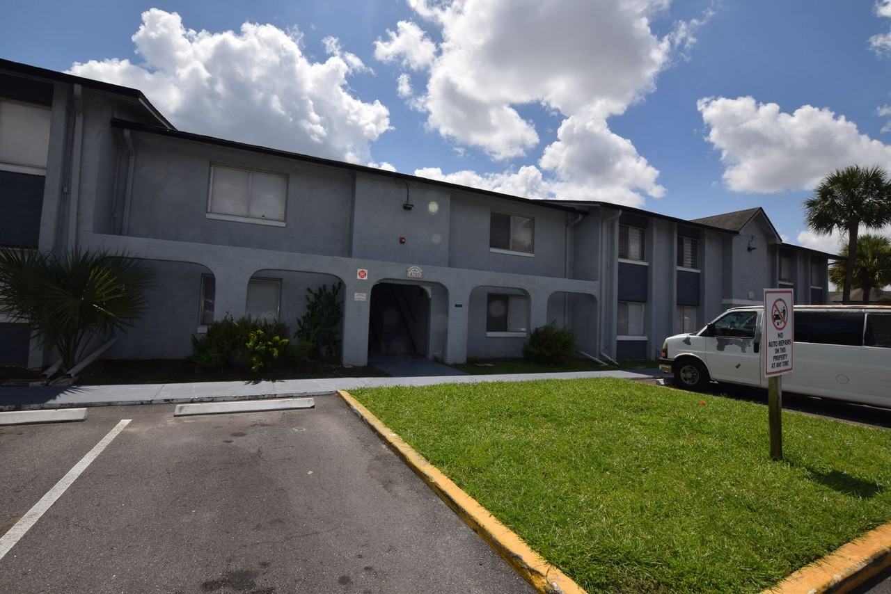 4703 S Texas Ave #A - Photo 4 of 30
