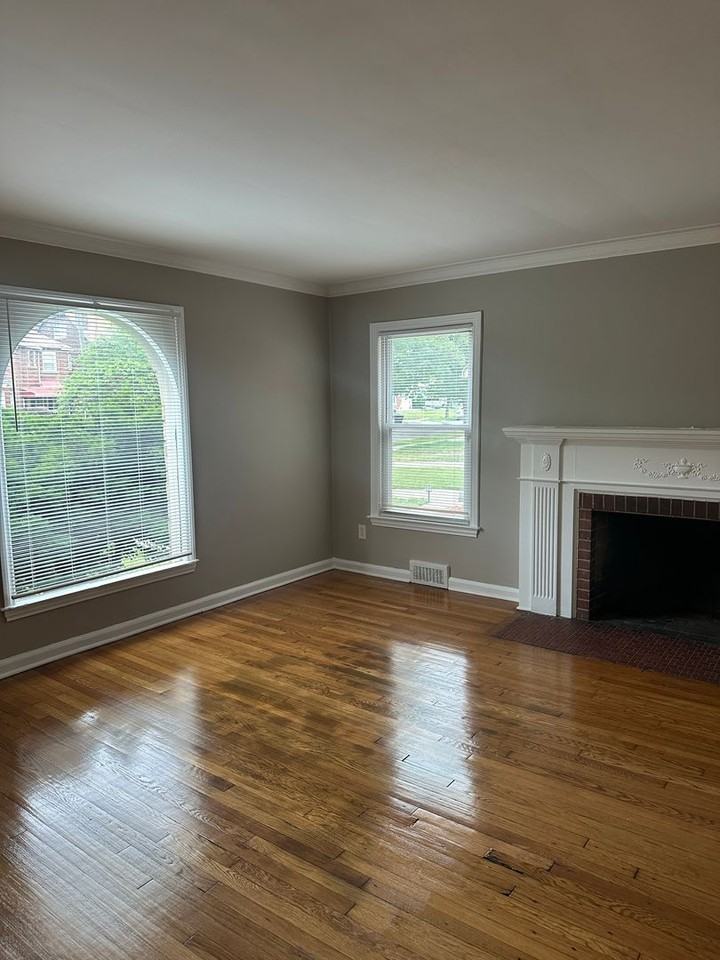 17368 Woodingham Dr - Photo 3 of 14