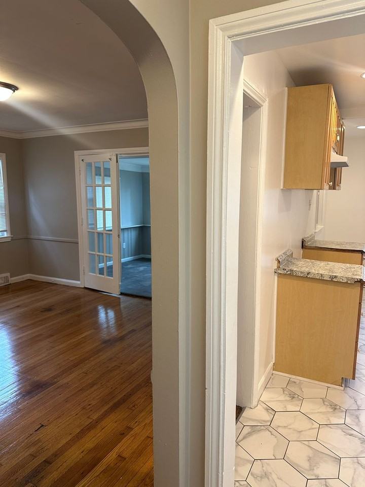 17368 Woodingham Dr - Photo 4 of 14
