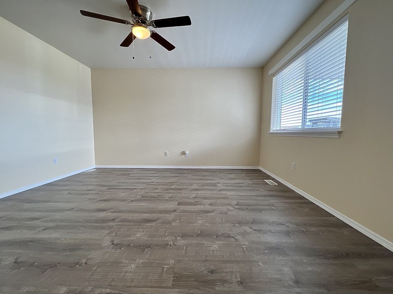 1298 Rockridge St #NA - Photo 3 of 15