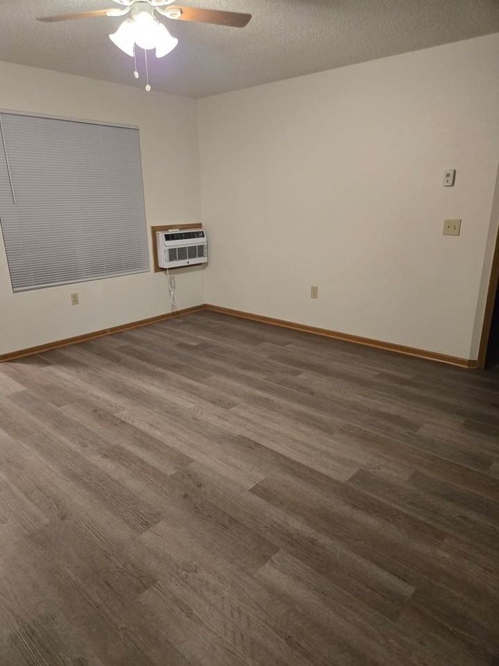 Parc West Apartments - Photo 5 of 12