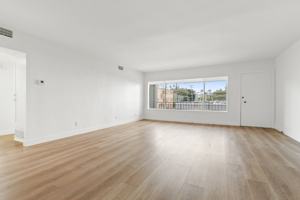 featured image of 1128 7th St