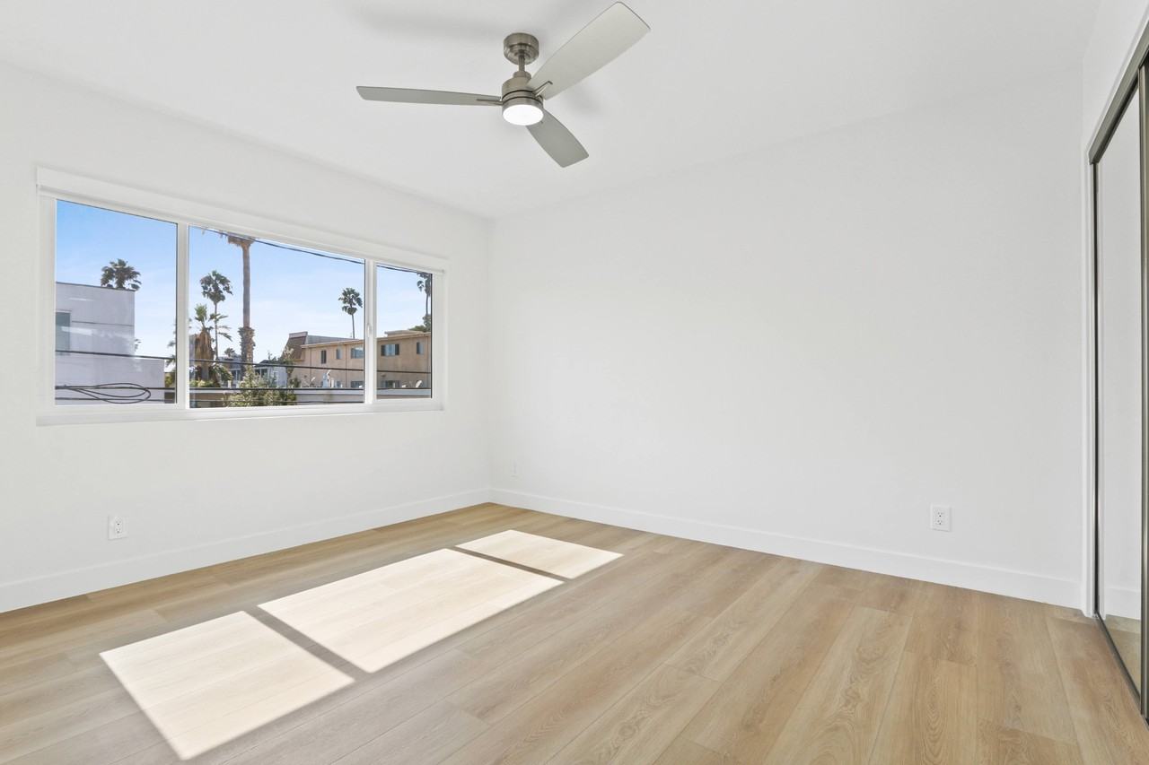 1128 7th Street - Photo 5 of 49
