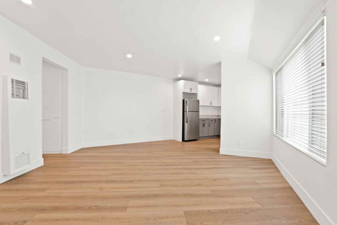 950 Venice Blvd. - Photo 2 of 50