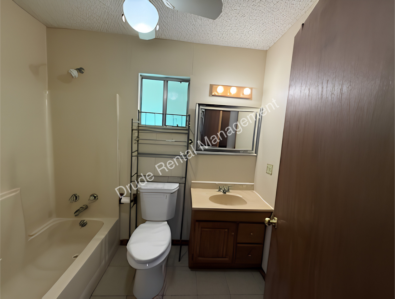 335 N Baronne St - Photo 5 of 23