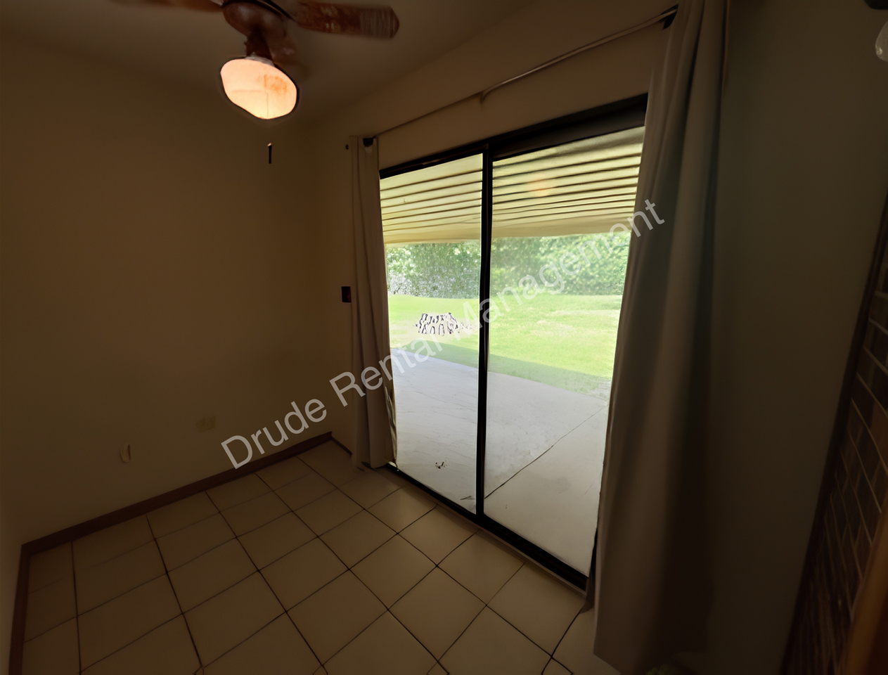335 N Baronne St - Photo 6 of 23