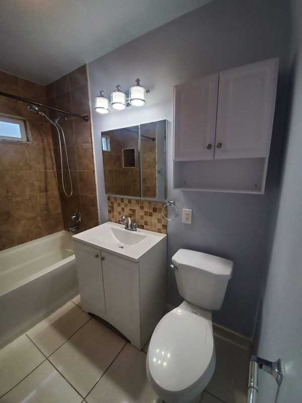 3313 California St - Photo 6 of 17