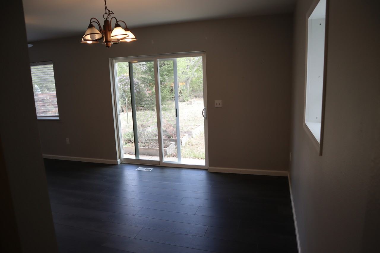 524 N Impala Dr - Photo 2 of 17