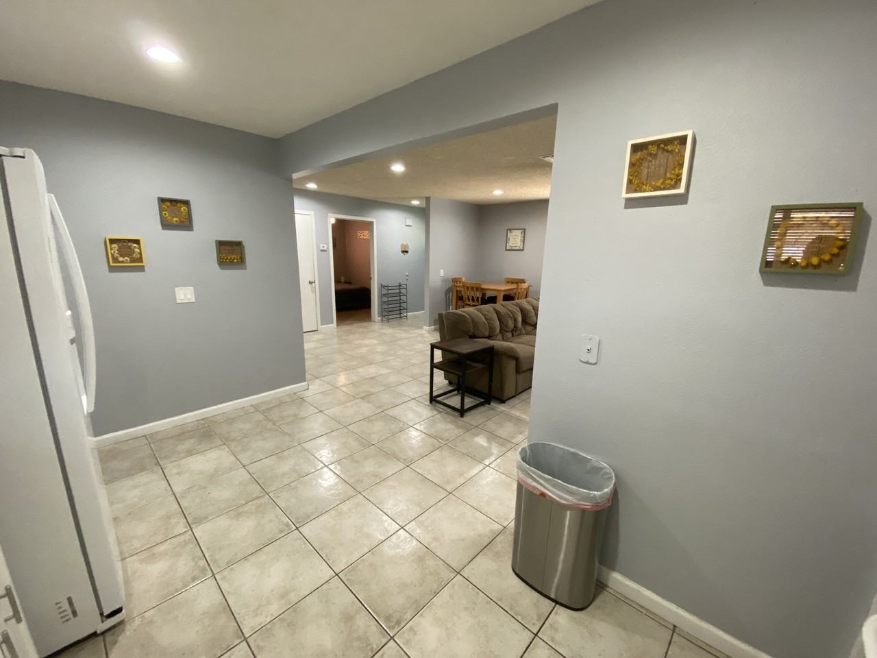235 W Robertson Rd #C - Photo 4 of 9