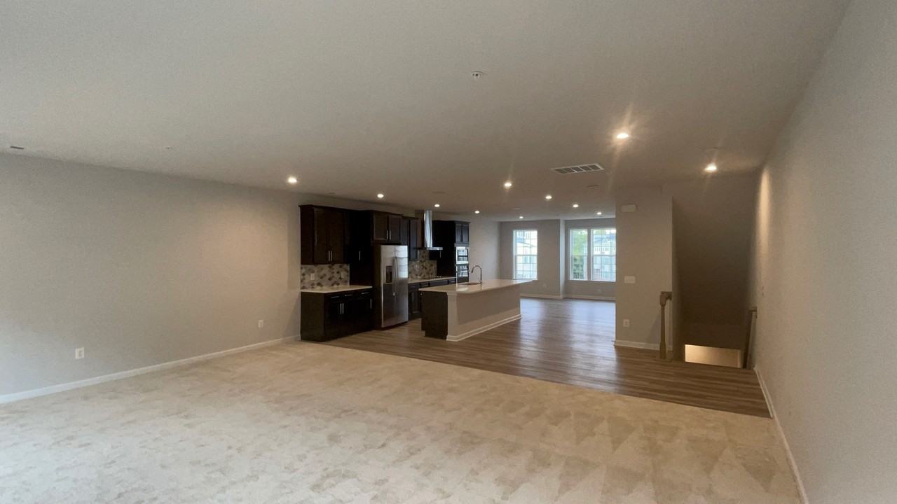 4623 Wistar Creek Dr #B - Photo 5 of 16