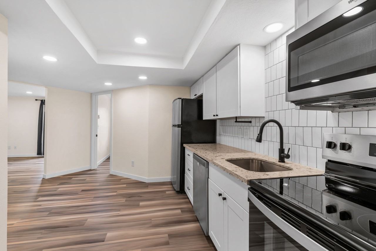 12500 Se 110th Ct - Photo 6 of 18