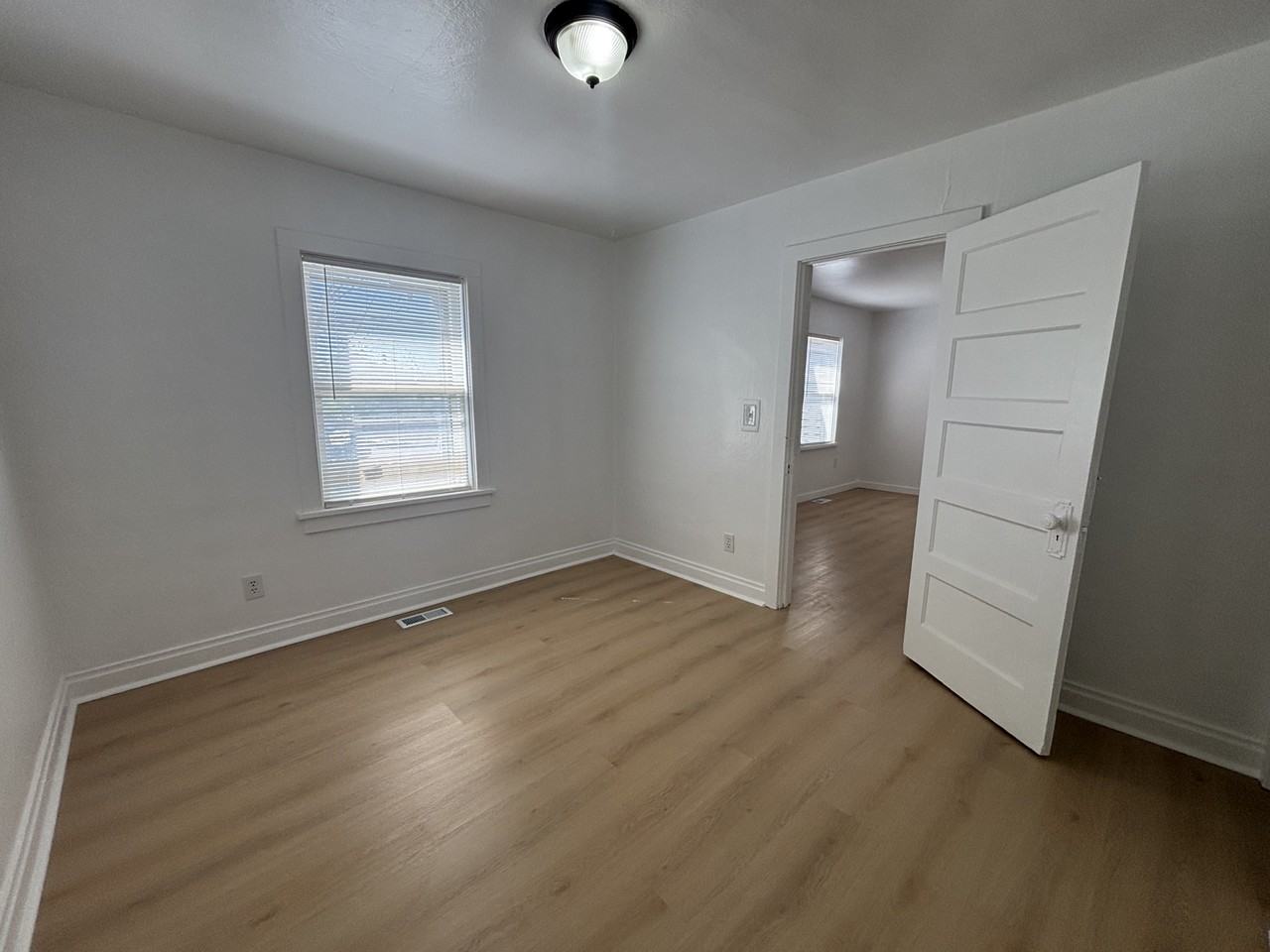 801 Ridge Ave - Photo 5 of 9