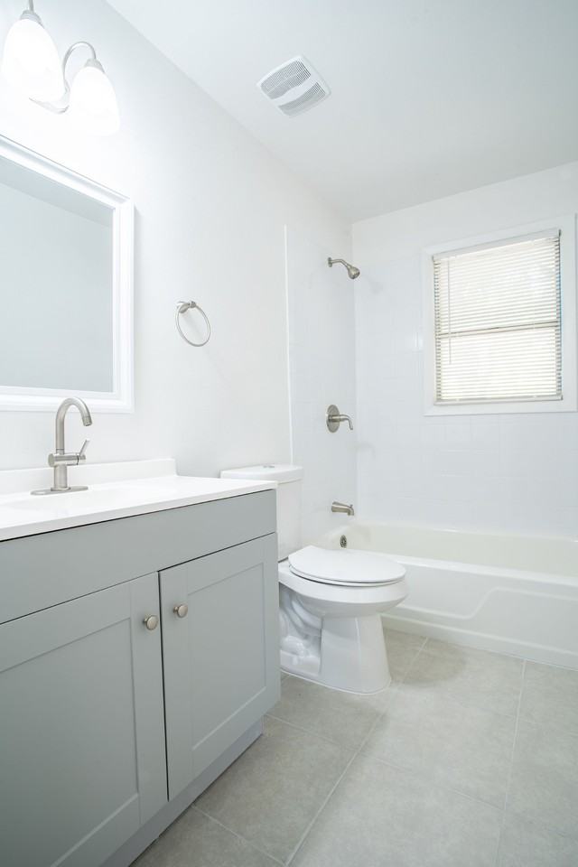 3323 W Clarendon Dr - Photo 7 of 16