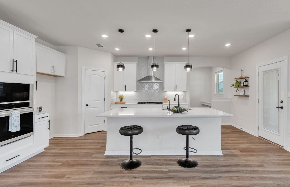 201 Bella Luna Way - Photo 6 of 40