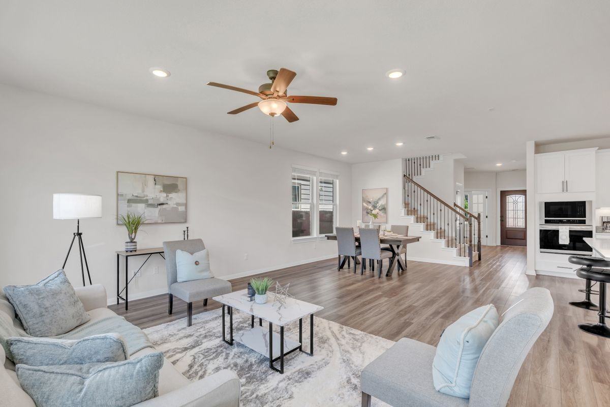 201 Bella Luna Way - Photo 7 of 40
