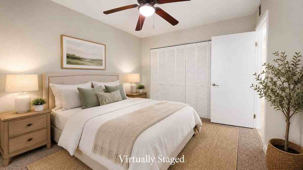 1463 Lake Crystal Dr ##G - Photo 6 of 10
