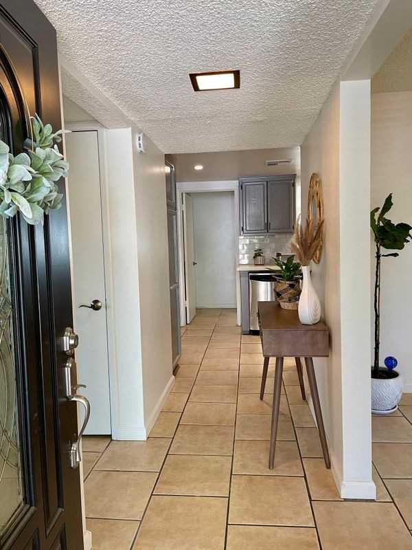 3212 Covina St - Photo 5 of 33