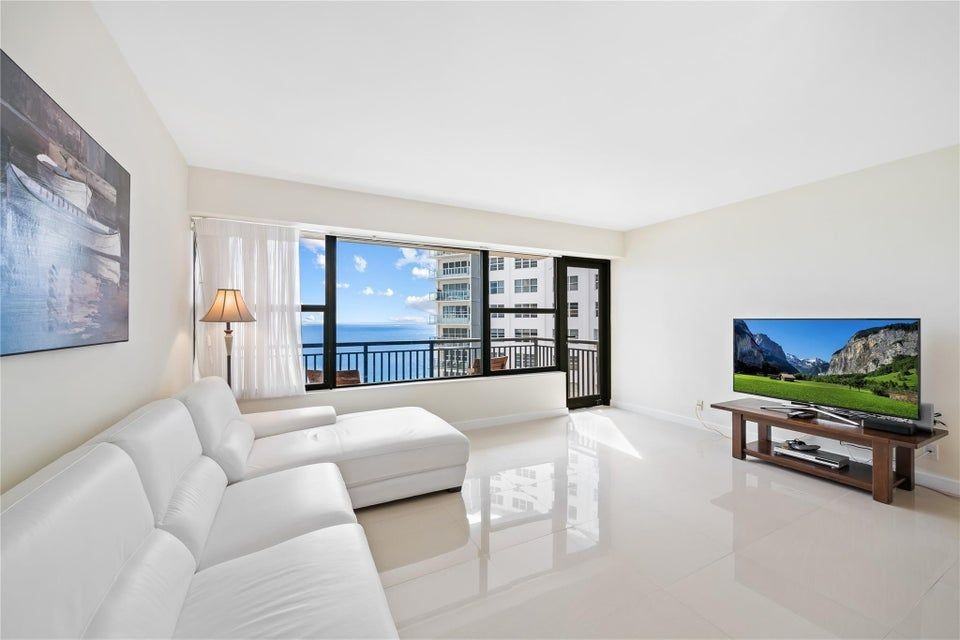 3800 Galt Ocean Dr - Photo 4 of 15