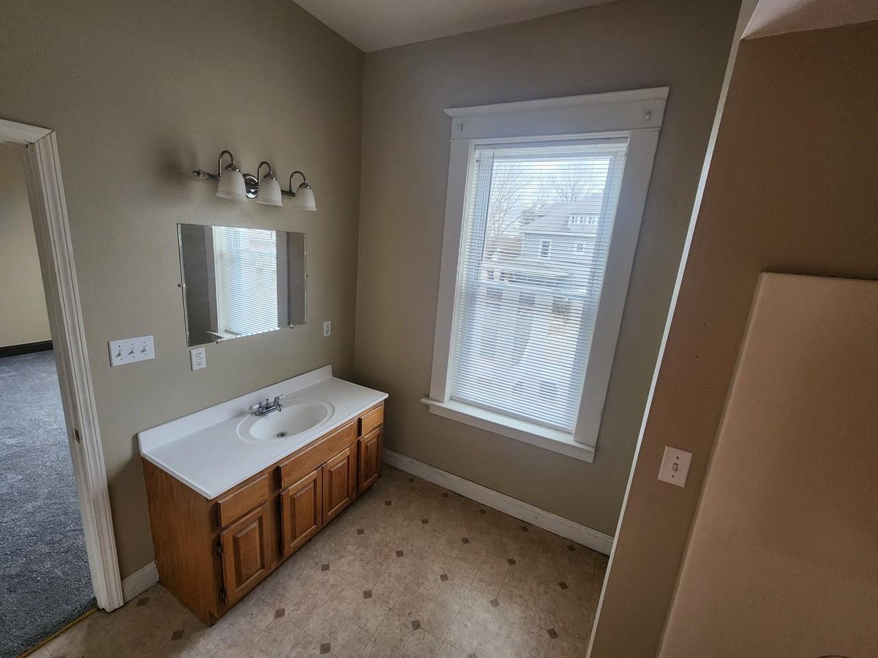 11 S Long St #3 - Photo 3 of 9