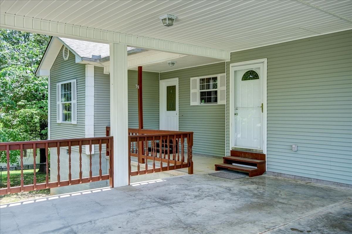 328 Cain Rd - Photo 4 of 25