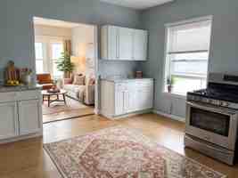 featured image of 243 Niagara St #2