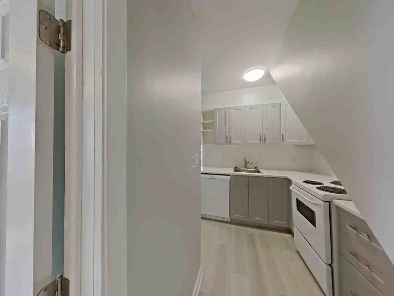92 Marlborough - Photo 3 of 18