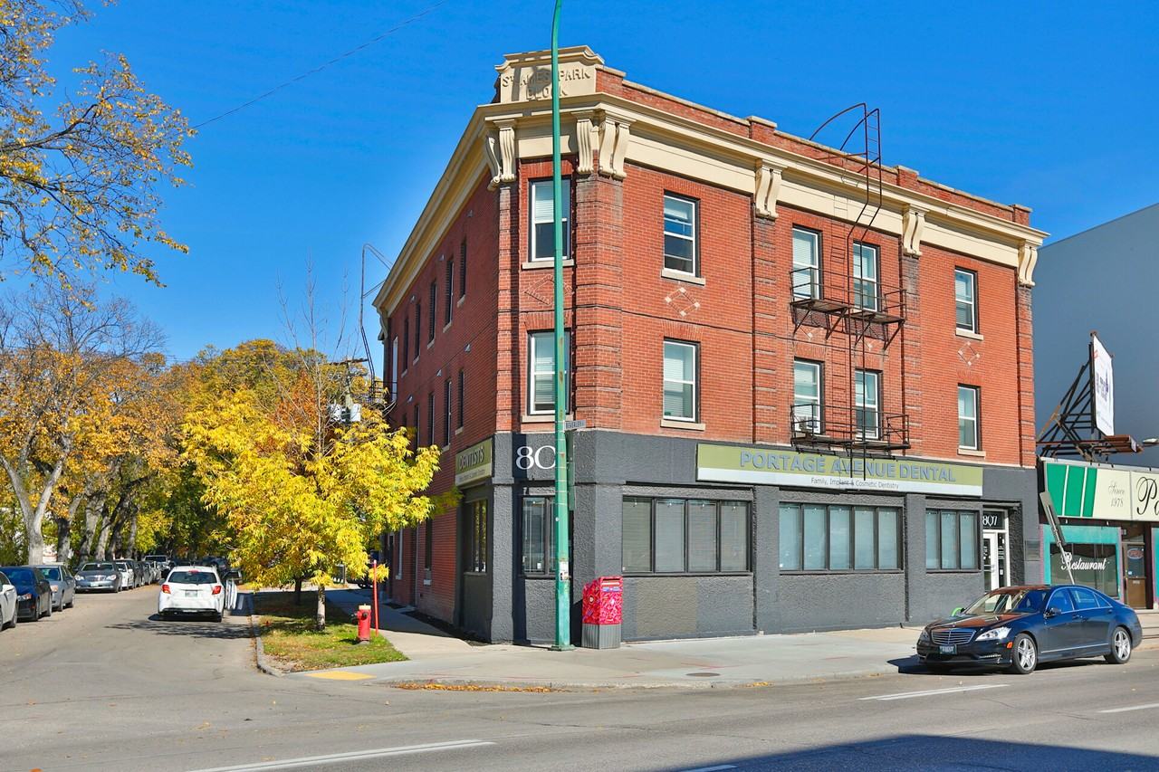St. James Park Block - Photo 4 of 25