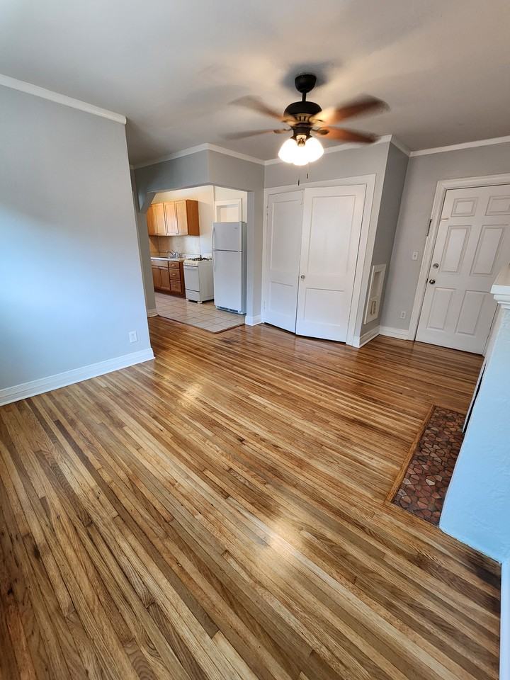 1415 S Quincy Ave #11 - Photo 4 of 12