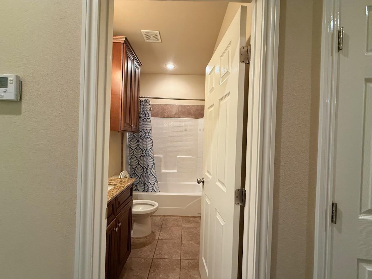 Duplex 1 - Photo 7 of 10