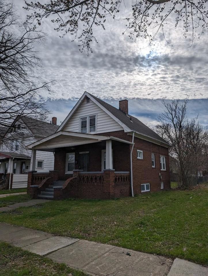 1268 E 169th St - Photo 3 of 12