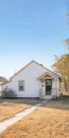 featured image of 1528 E 3rd Ave