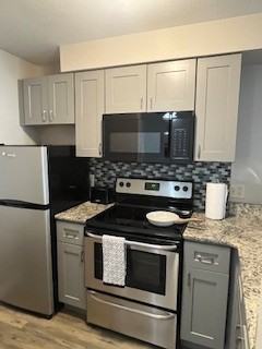 980 S Dexter St #8 - Photo 6 of 12