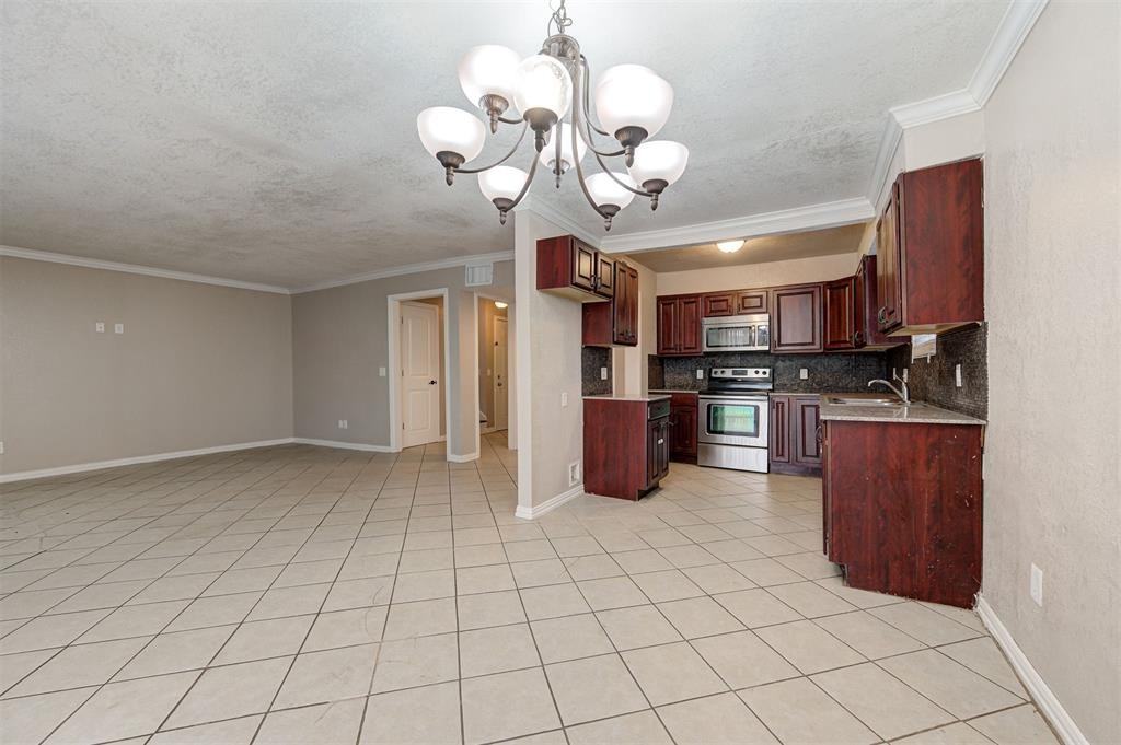 6419 Nw 63rd St #1 - Photo 4 of 7