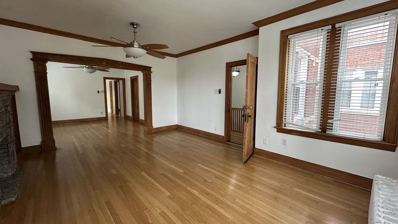 2116 Gunderson Ave #2FL - Photo 3 of 25