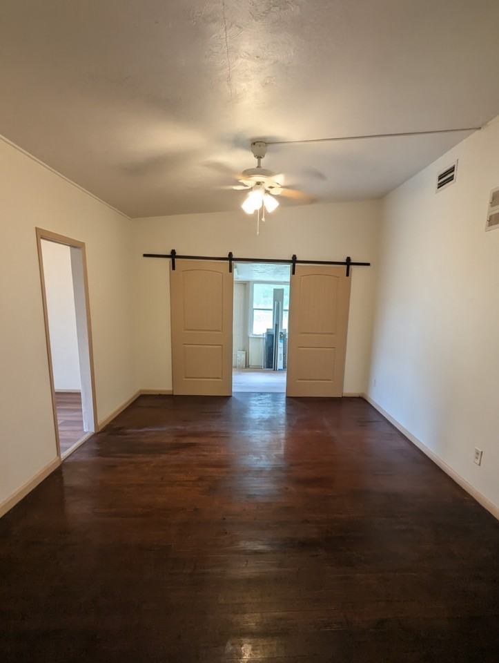 637 N Tampa Ave - Photo 2 of 13