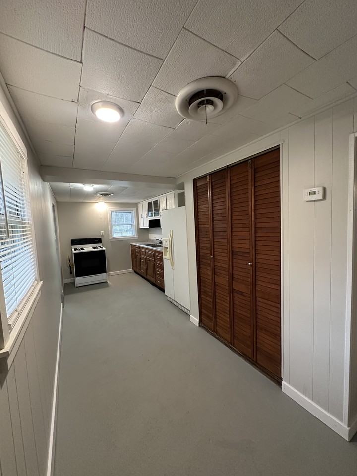 2820 North St - Photo 3 of 11