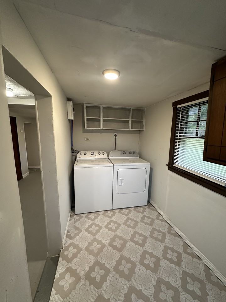 2820 North St - Photo 5 of 11