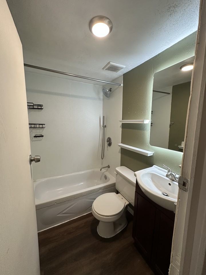 2820 North St - Photo 7 of 11