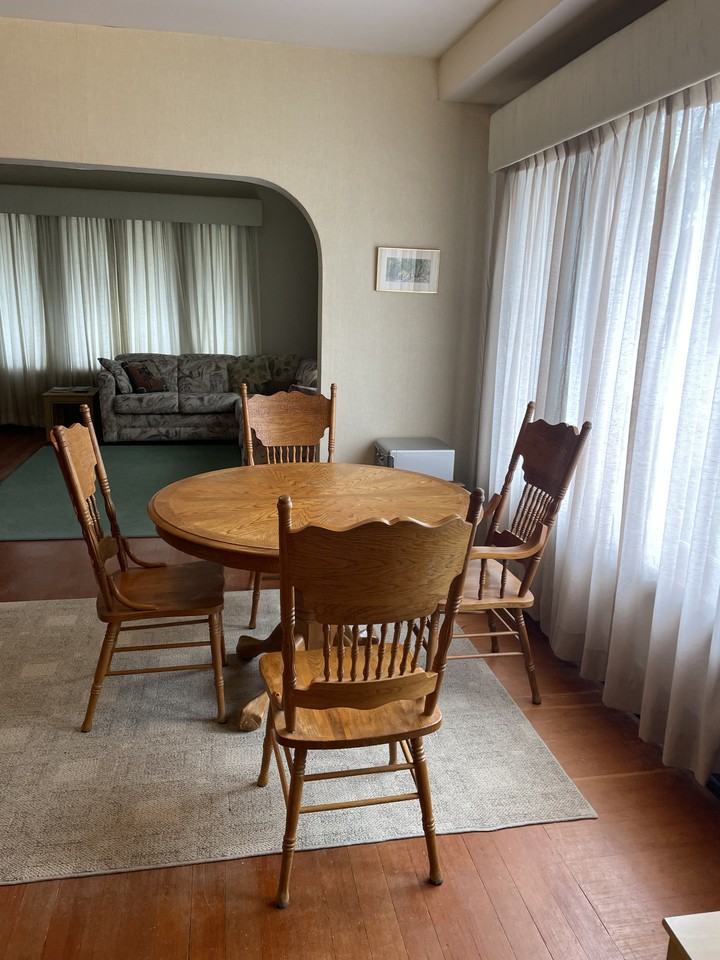 517 S Hayes St - Photo 3 of 12