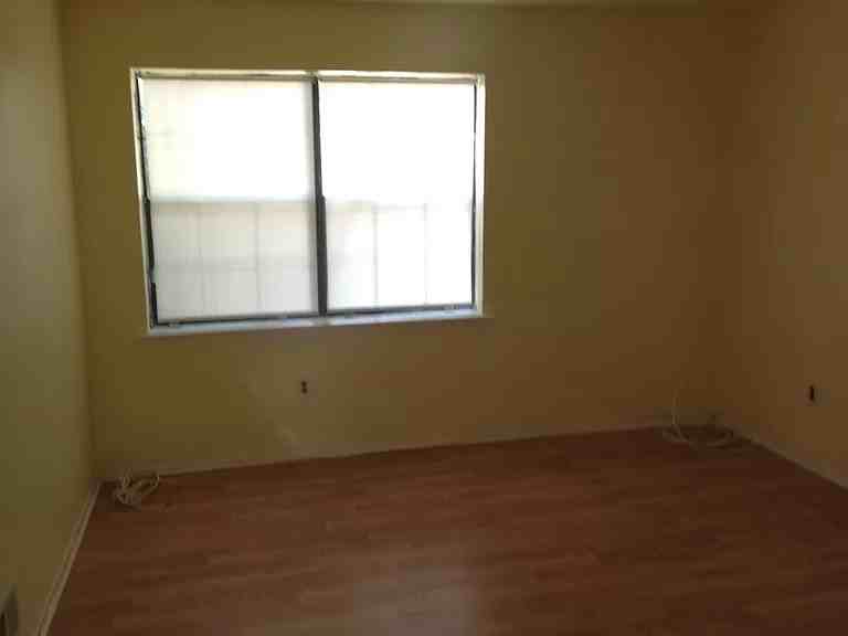 1207 Green Hollow Dr - Photo 4 of 15
