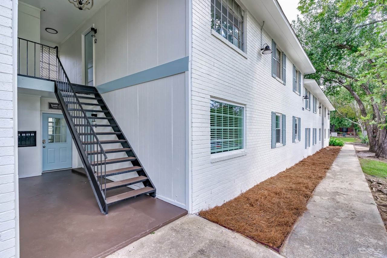 2915 Hope Ave #2915-4 - Photo 5 of 25