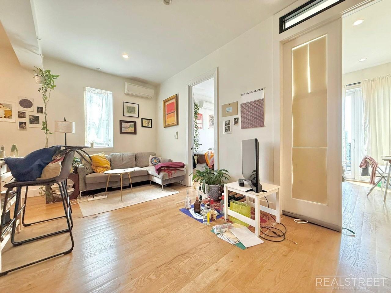 1530 Putnam Ave #2B - Photo 3 of 10