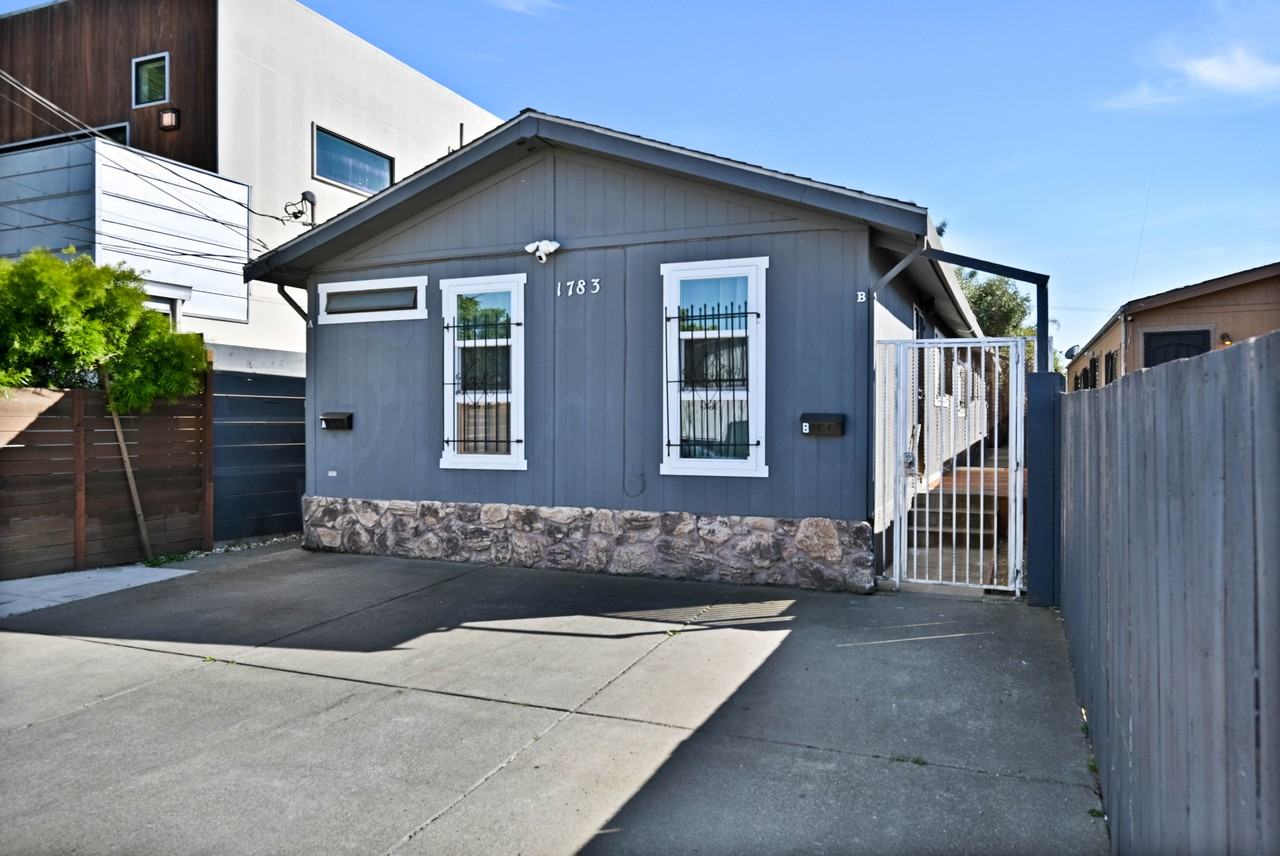 1783 11th Street #B - Photo 2 of 31
