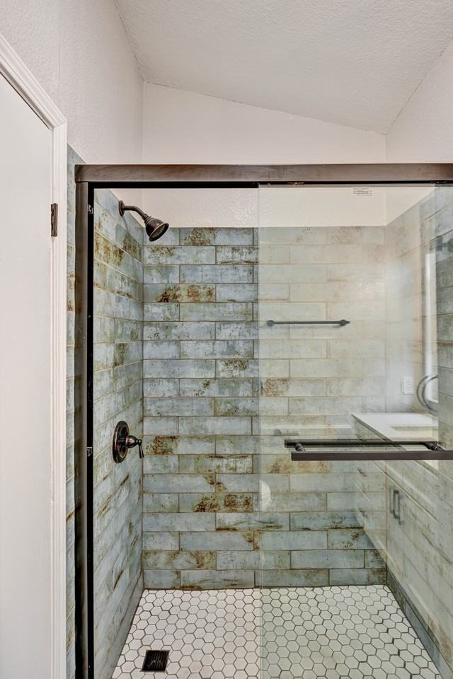 1783 11th Street #B - Photo 5 of 31