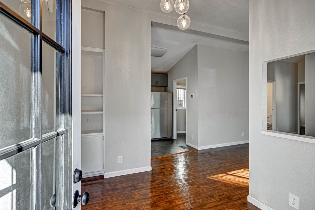 1783 11th Street #B - Photo 6 of 31