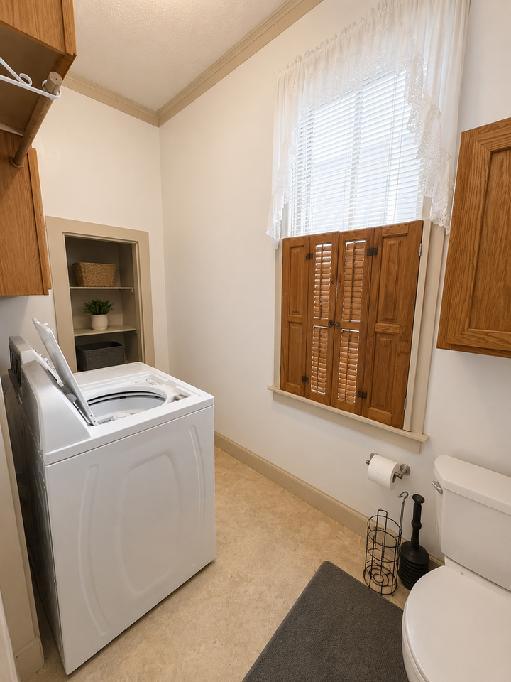 1338 College Street - Photo 3 of 26