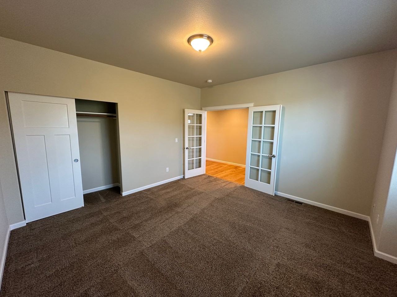 9546 6th Way Se - Photo 4 of 20