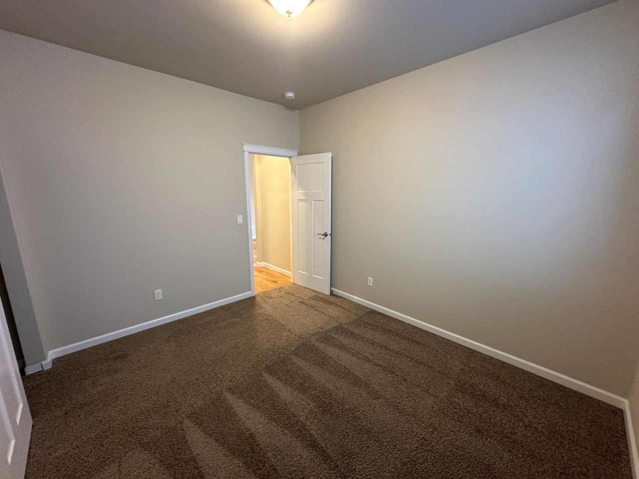 9546 6th Way Se - Photo 6 of 20