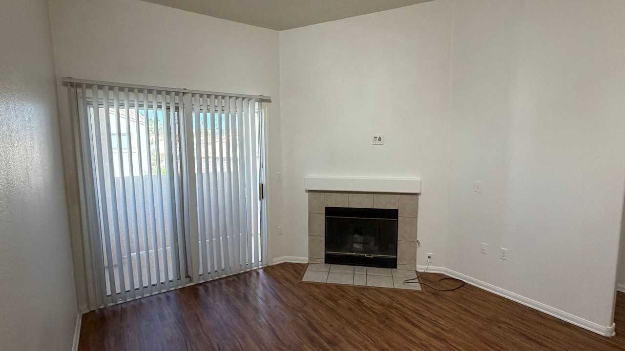 855 N Stephanie St #1123 - Photo 5 of 20