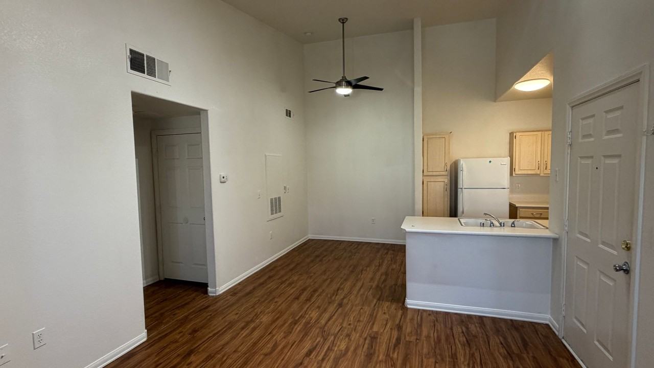 855 N Stephanie St #1123 - Photo 6 of 20